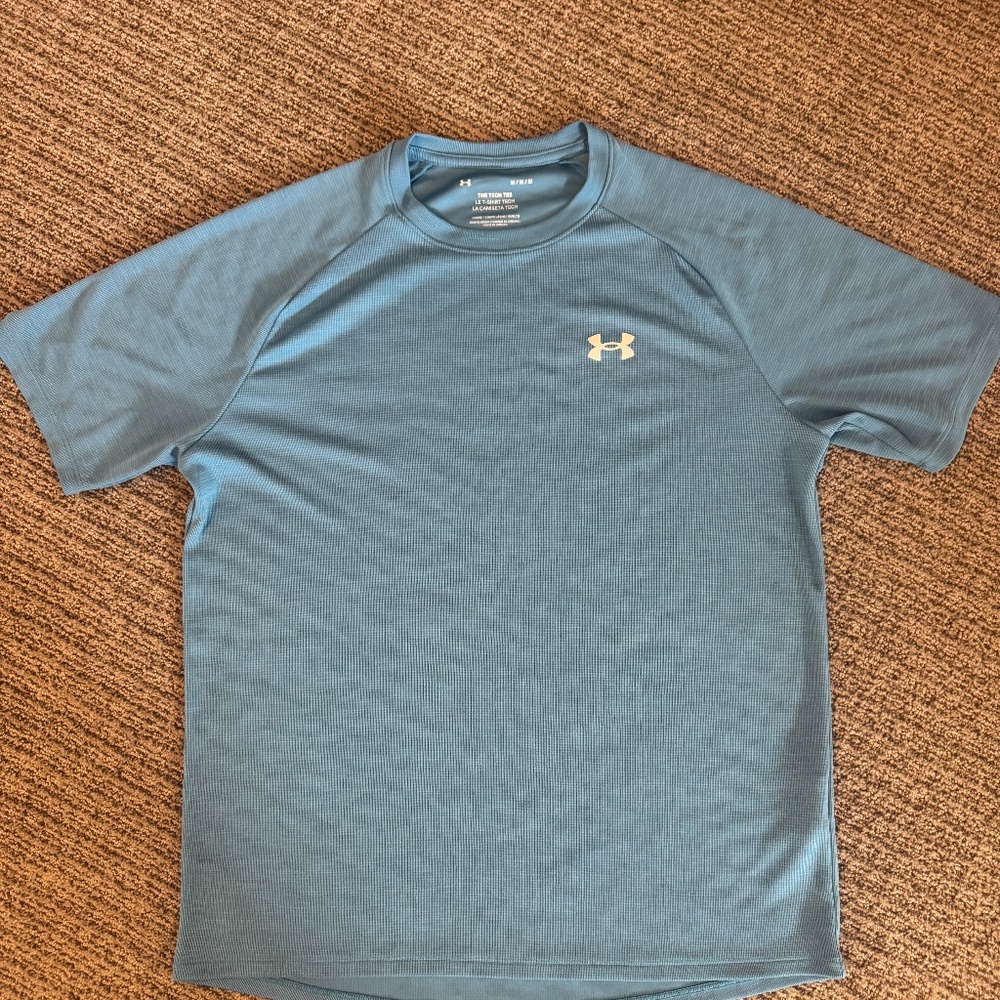 Under Armour Dri-Fit Tech Tee - Medium